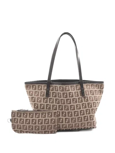Pre-owned Fendi 2000s Zucchino Canvas Shoulder Bag In Neutral