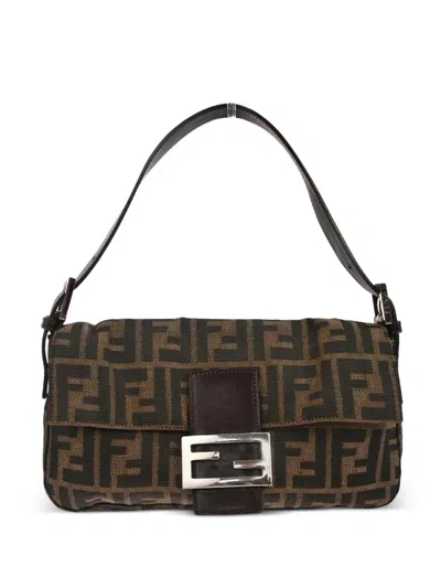 Pre-owned Fendi 2001 Baguette Zucca Monogram Pattern Handbag In Brown
