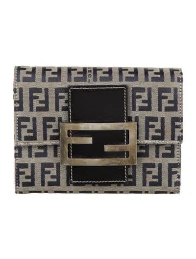 Pre-owned Fendi 2001 Zucchino Ff Logo Compact Wallet In Blue