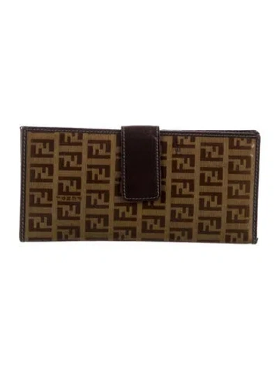 Pre-owned Fendi 2001 Zucchino Ff Logo Continental Wallet In Brown