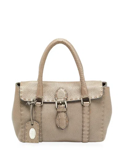 Pre-owned Fendi 2005 Linda Leather Tote Bag In Gold