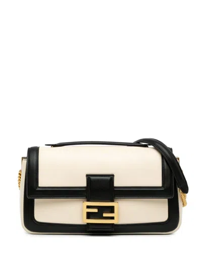 Pre-owned Fendi 2010-2023 Bicolor Leather Chain Midi Uette Shoulder Bag In White