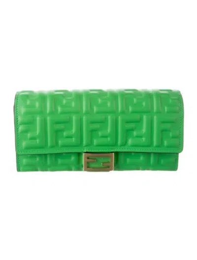 Pre-owned Fendi 2020 Baguette Chain Continental Wallet Continental Wallet In Green