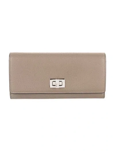 Pre-owned Fendi 2023 Leather Continental Wallet In Neutral