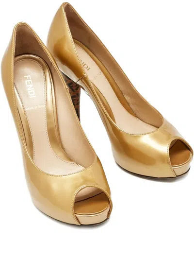 Pre-owned Fendi 2024 95mm Patent-leather Platform Pumps In Gold