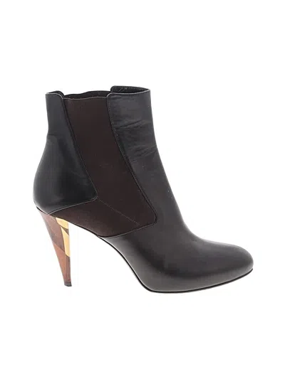 Pre-owned Fendi Ankle Boots In Black