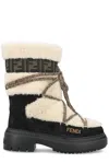 Fendi Apres Chic Boots In Bianco