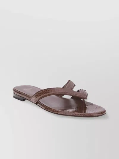 Fendi Ayers Leather Flip-flop Sandals