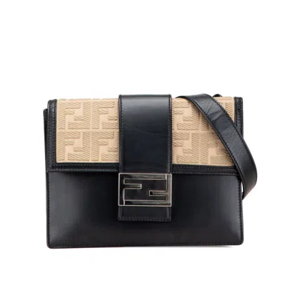 Pre-owned Fendi Baguette Beige Black Leather Canvas Shoulder Bag () In Multi