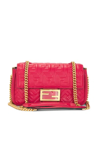 Pre-owned Fendi Baguette Chain Midi Shoulder Bag In Red
