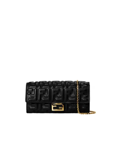 Fendi Baguette Continental Wallet On Chain In Black
