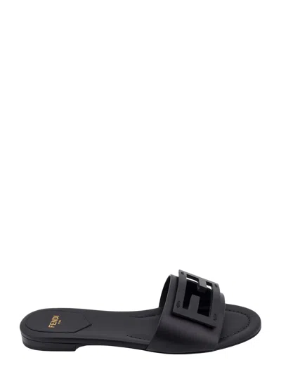 Fendi Baguette Leather Flat Sandals In Black