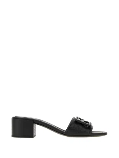 Fendi 45mm Ff Baguette Vitello Leather Slide Sandals In Black