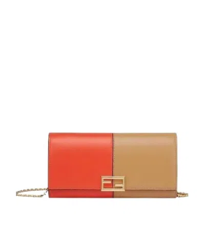 Fendi Baguette Logo Details Chain Wallet In Nude