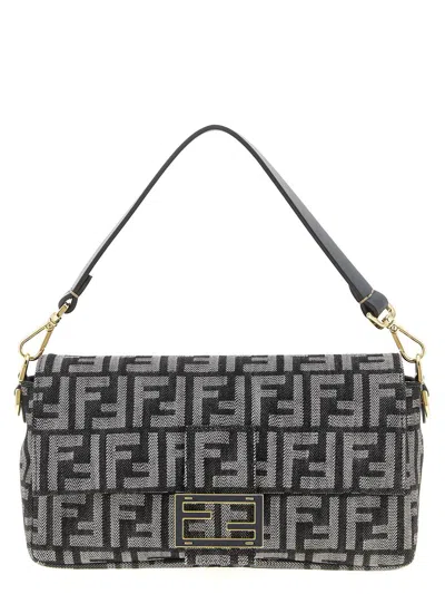 FENDI FENDI 'BAGUETTE®' MEDIUM HANDBAG