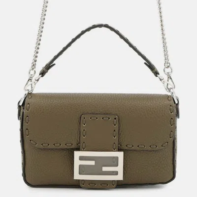 Pre-owned Fendi Baguette Selleria 2-way Chain Shoulder Bag Khaki Leather Size Mini In Green