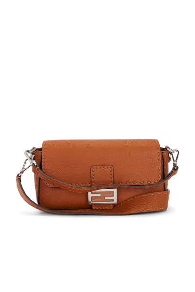 Pre-owned Fendi Baguette Shoulder Bag In Brown