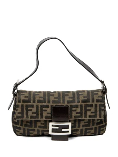 Pre-owned Fendi Baguette Shoulder Bag In Green