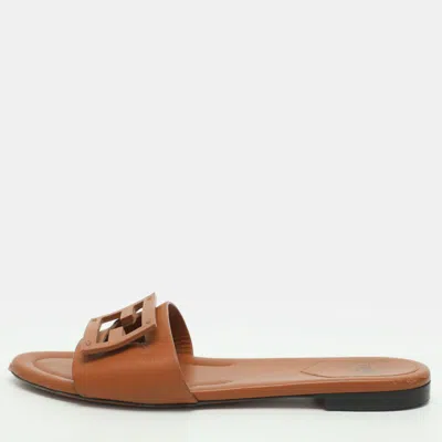 Pre-owned Fendi Baguette Size 38 Brown Leather Flat Slide