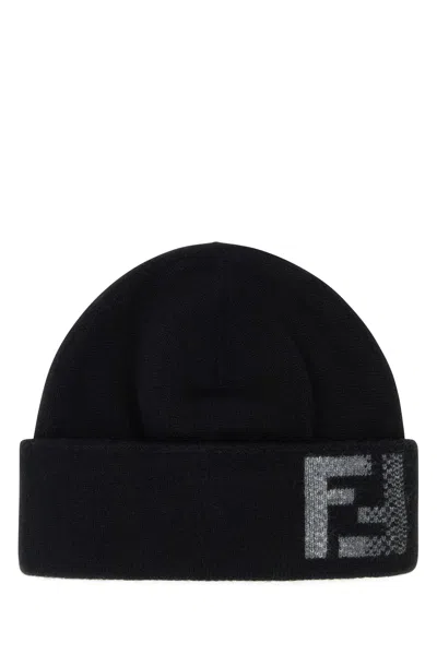 FENDI CUFFIA IN MISTO LANA NERA UOMO