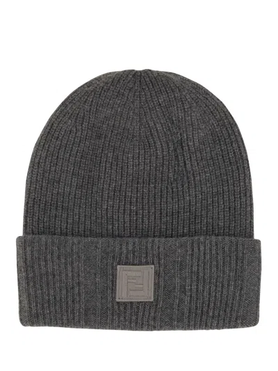 FENDI BEANIE HAT WITH LOGO