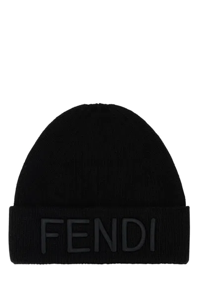 FENDI CUFFIA IN LANA NERA UOMO