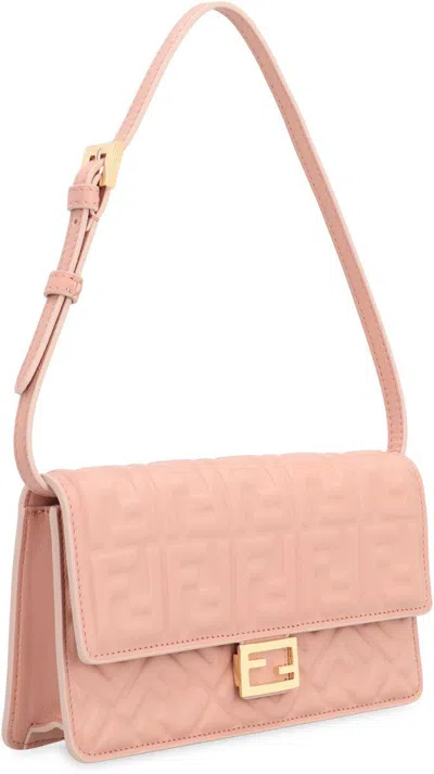 FENDI FENDI 'BAGUETTE' WALLET ON CHAIN