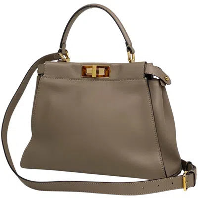 Pre-owned Fendi Beige Grayish Leather Handbag Shoulder Bag ()