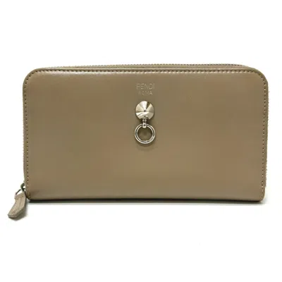 Pre-owned Fendi Beige Leather Long Wallet (bi-fold) ()