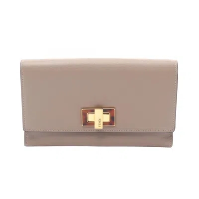 Pre-owned Fendi Beige Leather Long Wallet (bi-fold) () In Sand