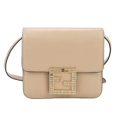 Pre-owned Fendi Beige Leather Shoulder Bag () In Sand