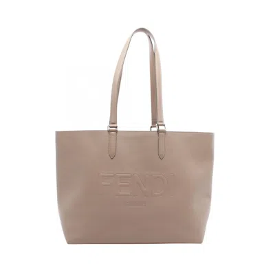 Pre-owned Fendi Beige Leather Tote Bag () In Sand