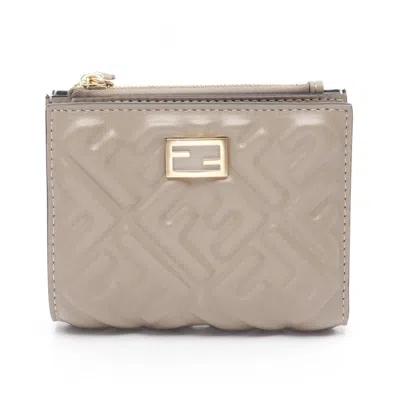 Pre-owned Fendi Beige Leather Wallet (bi-fold) () In Sand