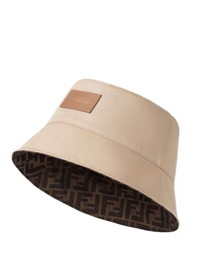 FENDI BEIGE LOGO BUCKET HAT