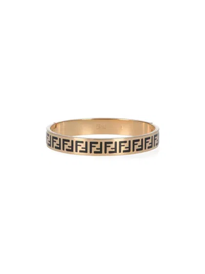 Fendi Polished Finish Round Bracelet Design In Gold