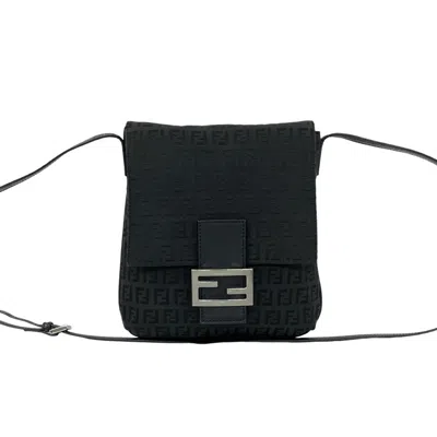 Pre-owned Fendi Black Canvas Leather Pochette Shoulder Bag ()