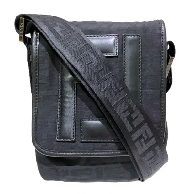 Pre-owned Fendi Black Canvas Shoulder Bag ()