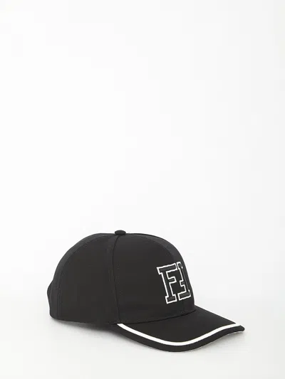 Fendi Logo Embroidered Baseball Cap In Black,white