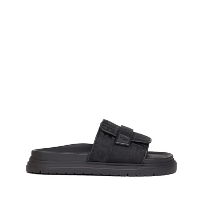 Fendi Black Flip-flops & Slides Men