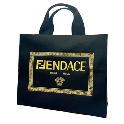 Pre-owned Fendi Black Gold Canvas Handbag Shoulder Bag () In Black, Gold