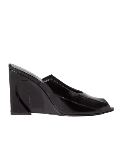 Fendi Black Hagfish Leather Sandals In Multi