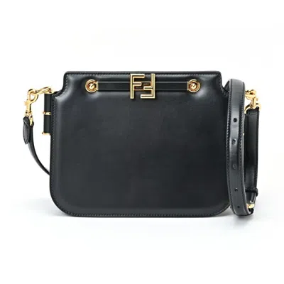 Pre-owned Fendi Black Leather Shoulder Bag ()