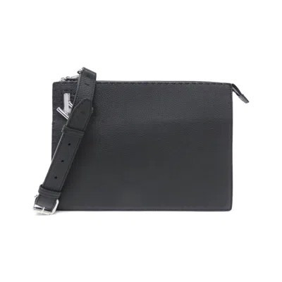 Pre-owned Fendi Black Leather Shoulder Bag ()