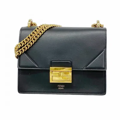 Pre-owned Fendi Black Leather Shoulder Bag ()