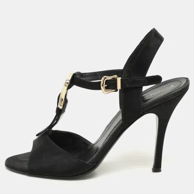 Pre-owned Fendi Black Satin Crystal Embellished Buckle T-strap Sandals Size 37.5
