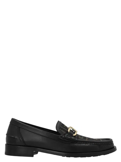 Fendi Leather Loafers With Buckle Detail In Black