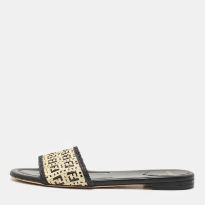 Pre-owned Fendi Black/cream Woven Raffia And Leather Ff Flat Slides Size 41