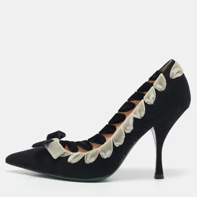 Pre-owned Fendi Black/white Suede Stitched Bow Pumps Size 37