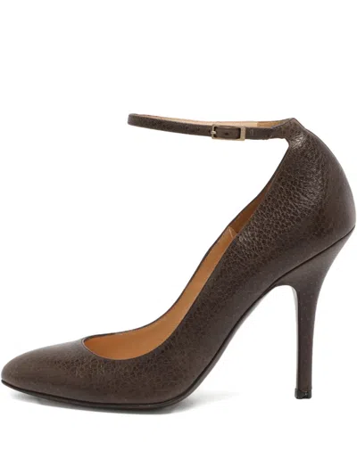 Pre-owned Fendi Pointed-toe Leather Pumps In Brown