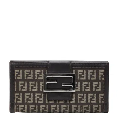 Pre-owned Fendi Brown Canvas Leather Long Wallet (bi-fold) ()